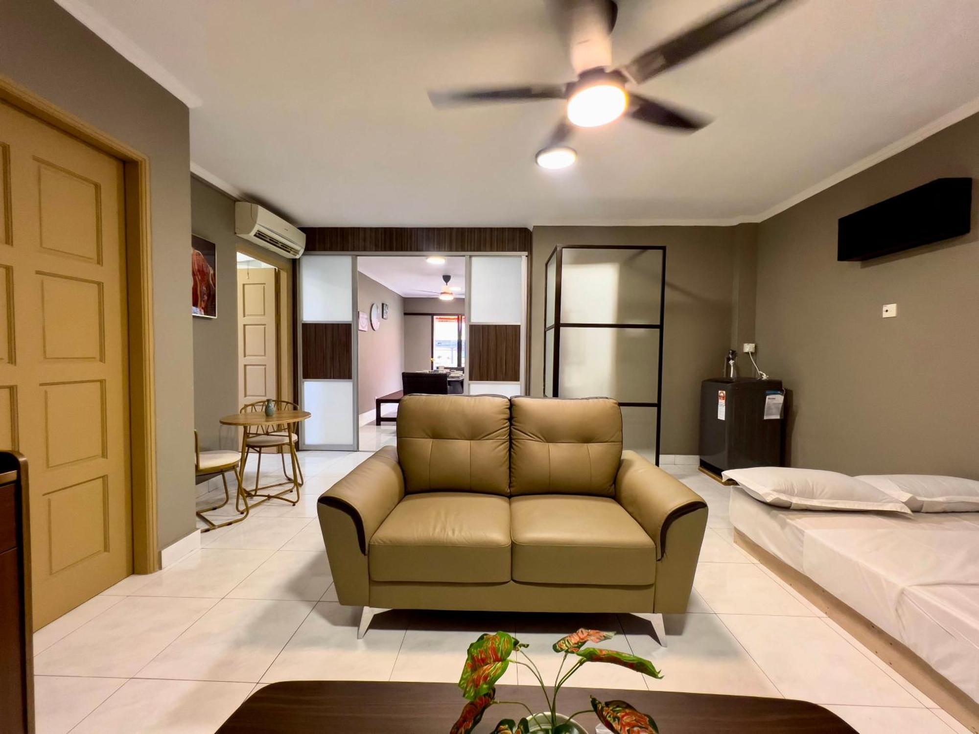 Hush Inn At Taman Penampang Kota Kinabalu Eksteriør billede